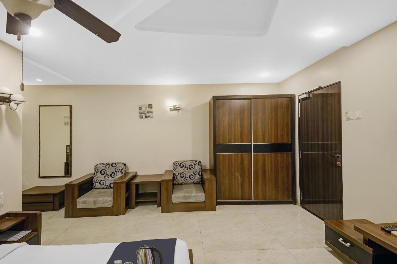 Townhouse Oak Hotel The Sudesh Rāipur Exteriör bild